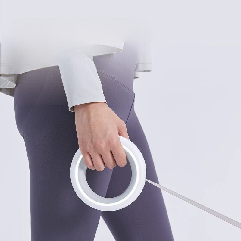 ３色照明ライト付き伸縮リード